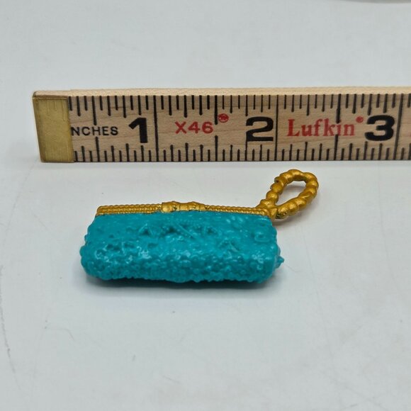 Disney Descendants Movie 2 Royal Yacht Uma Doll Purse Accessory HTF - Picture 2 of 4